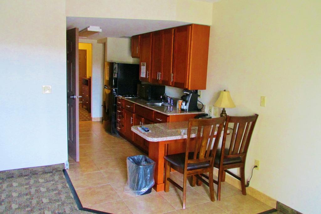 Crystal Springs Inn And Suites Towanda Kamer foto