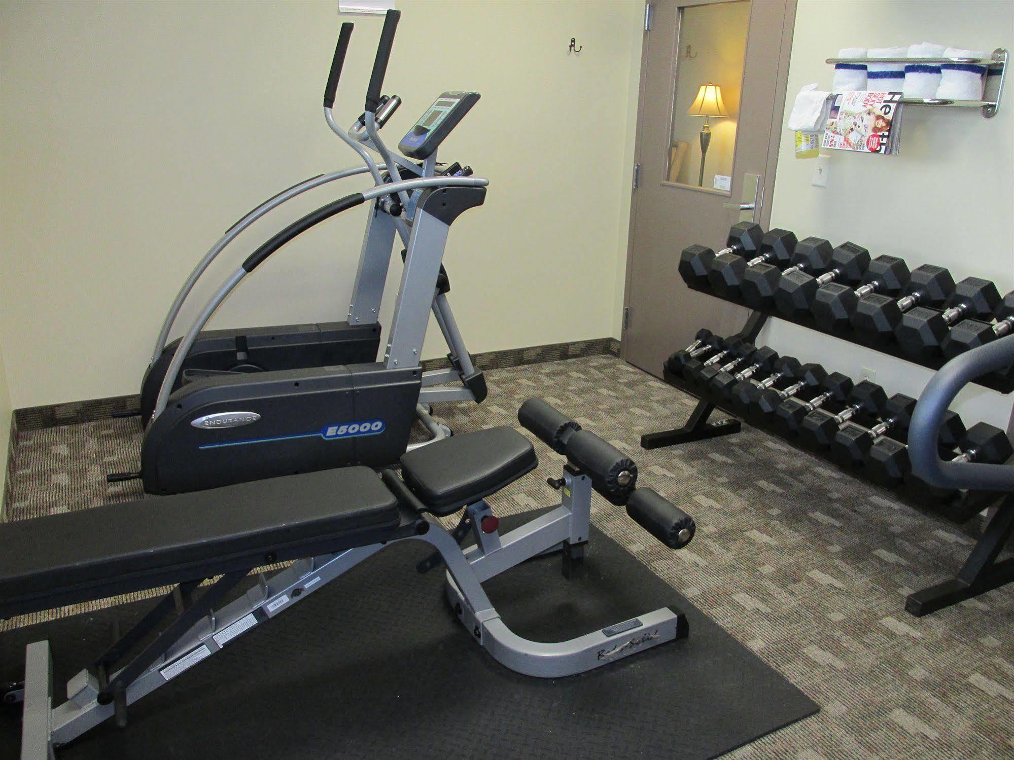 Crystal Springs Inn And Suites Towanda Buitenkant foto